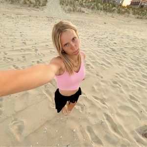 Meet your Posher, Anabel